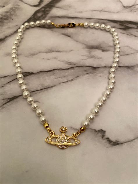 vivienne westwood necklace original.